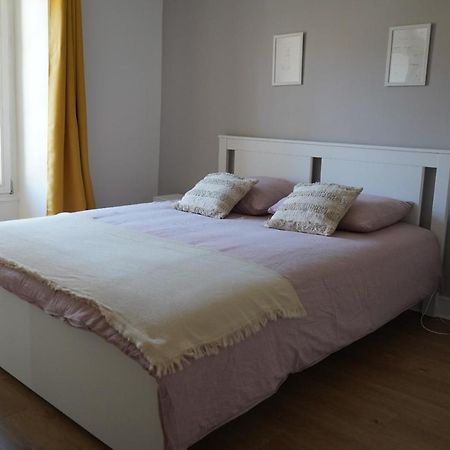 Un Dimanche Chez Julie Chambre Celestine Parthenay Exteriör bild